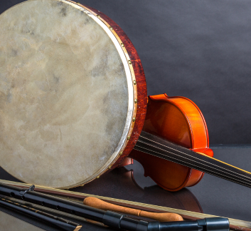 image of traditional Irish instruments